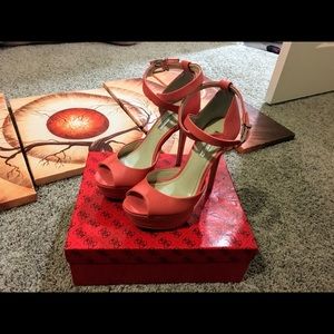 BCBGenaration Size 6| Platform Heels | Like New